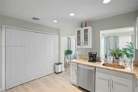 142 NW 10th Court Boynton Beach FL 33426