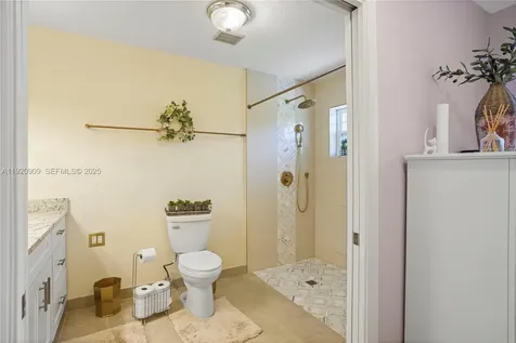 142 NW 10th Court Boynton Beach FL 33426