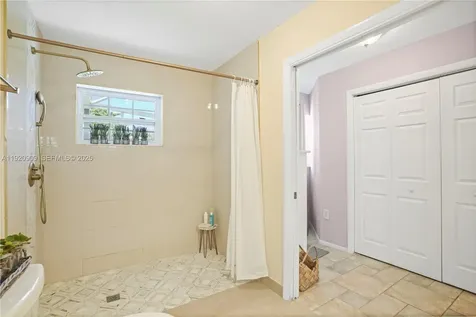 142 NW 10th Court Boynton Beach FL 33426