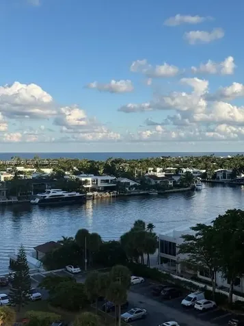 20505 E Country Club Drive Aventura FL 33180