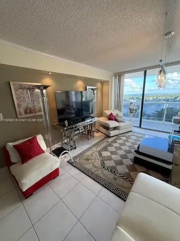 20505 E Country Club Drive Aventura FL 33180
