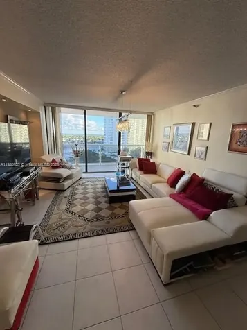 20505 E Country Club Drive Aventura FL 33180