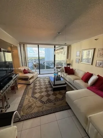 20505 E Country Club Drive Aventura FL 33180