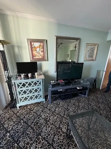 20505 E Country Club Drive Aventura FL 33180