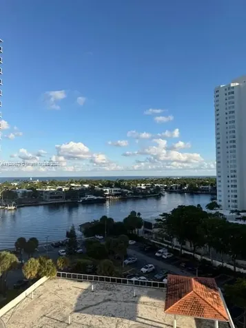 20505 E Country Club Drive Aventura FL 33180