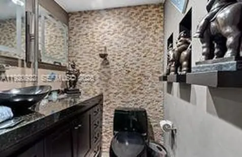 1985 S Ocean Drive Hallandale Beach FL 33009