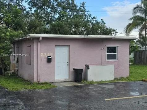 2243 Simms Street Hollywood FL 33020