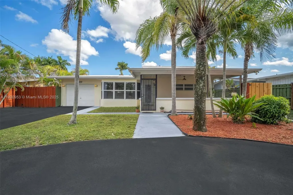 2478 Cat Cay Lane Fort Lauderdale FL 33312