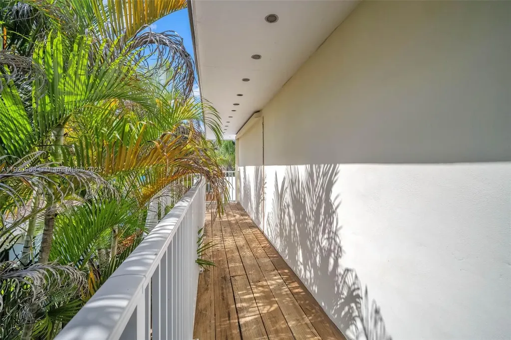 2478 Cat Cay Lane Fort Lauderdale FL 33312