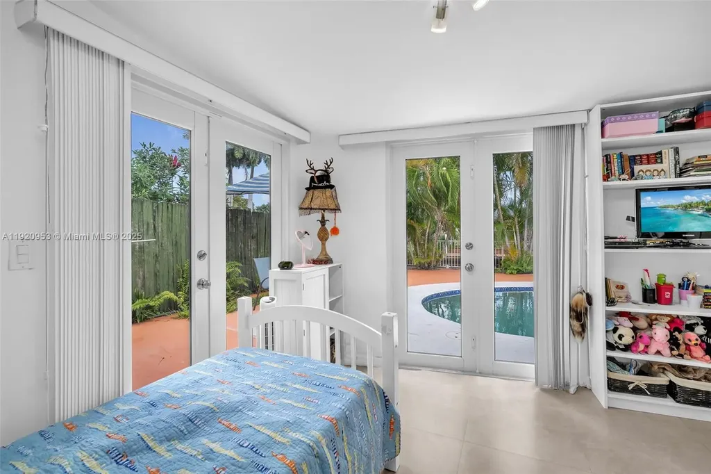 2478 Cat Cay Lane Fort Lauderdale FL 33312