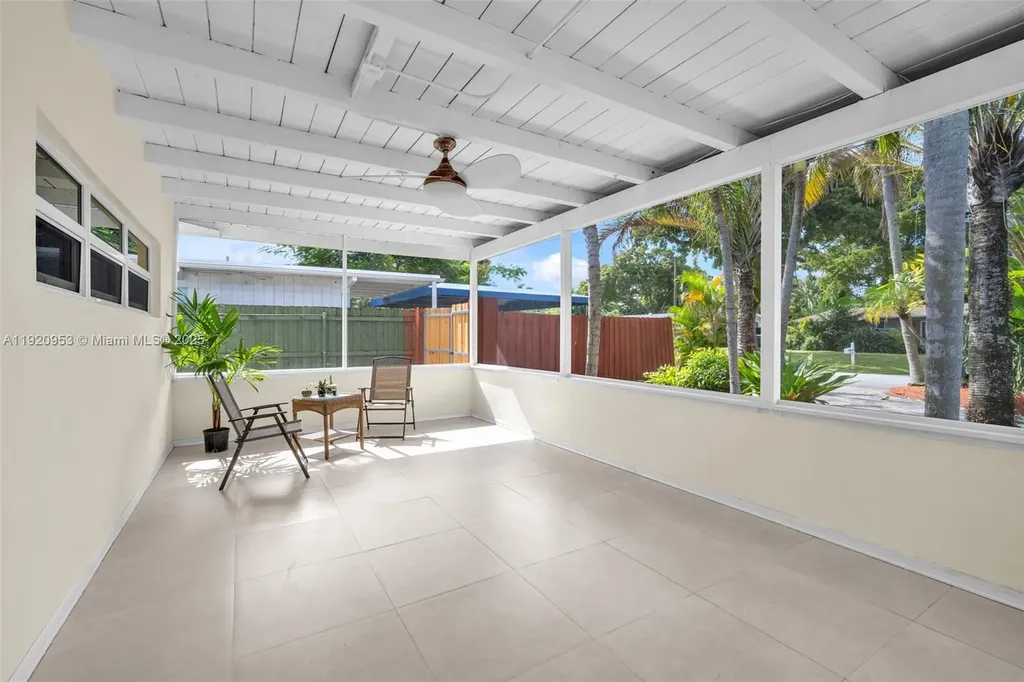 2478 Cat Cay Lane Fort Lauderdale FL 33312