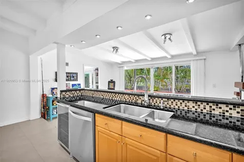 2478 Cat Cay Lane Fort Lauderdale FL 33312