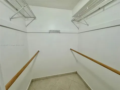 400 Kings Point Drive Sunny Isles Beach FL 33160