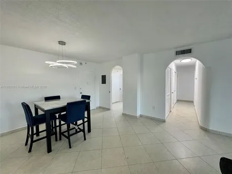 400 Kings Point Drive Sunny Isles Beach FL 33160