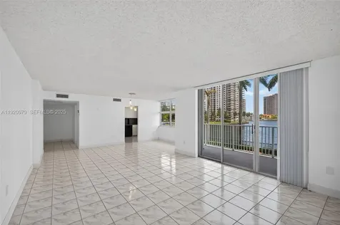 2851 NE 183rd Street Aventura FL 33160