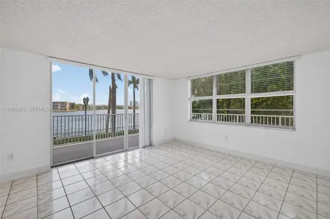 2851 NE 183rd Street Aventura FL 33160