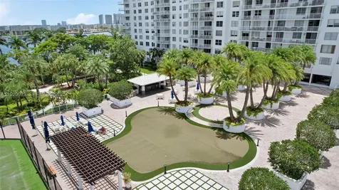 2851 NE 183rd Street Aventura FL 33160