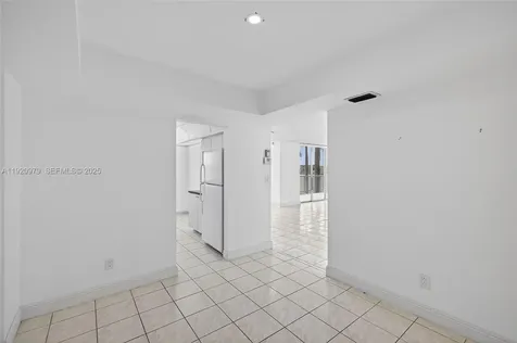 2851 NE 183rd Street Aventura FL 33160