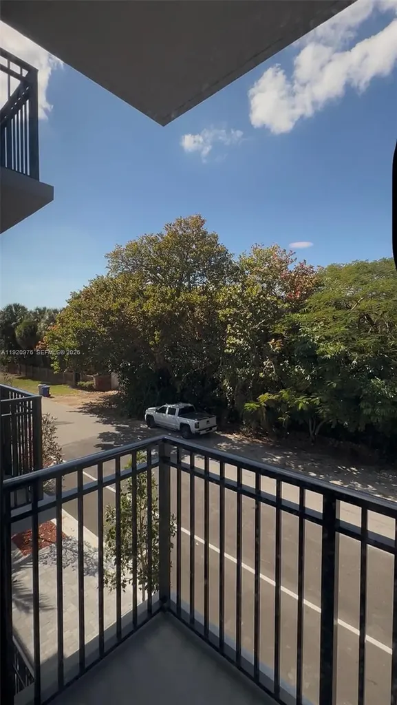 20 NE 19th Avenue Pompano Beach FL 33060