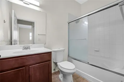 10870 NW 88th Terrace Doral FL 33178
