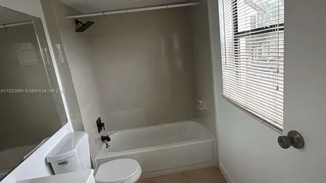 4341 W Mcnab Road Pompano Beach FL 33069