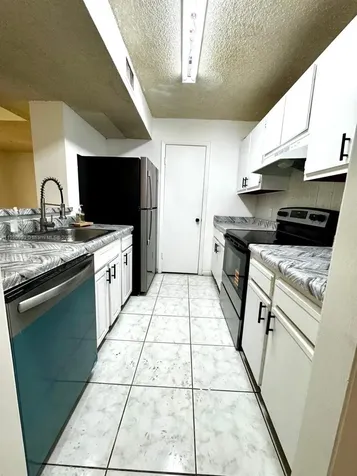 4341 W Mcnab Road Pompano Beach FL 33069