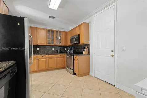 8934 SW 227th Terrace Cutler Bay FL 33190