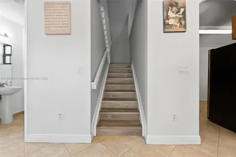 8934 SW 227th Terrace Cutler Bay FL 33190