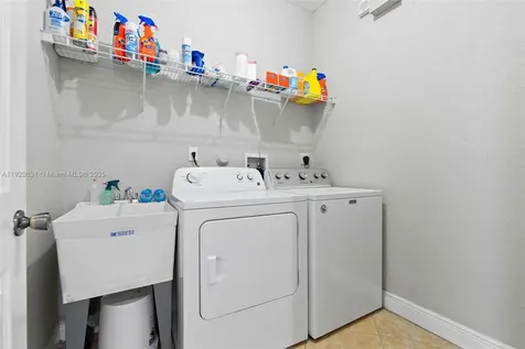8934 SW 227th Terrace Cutler Bay FL 33190