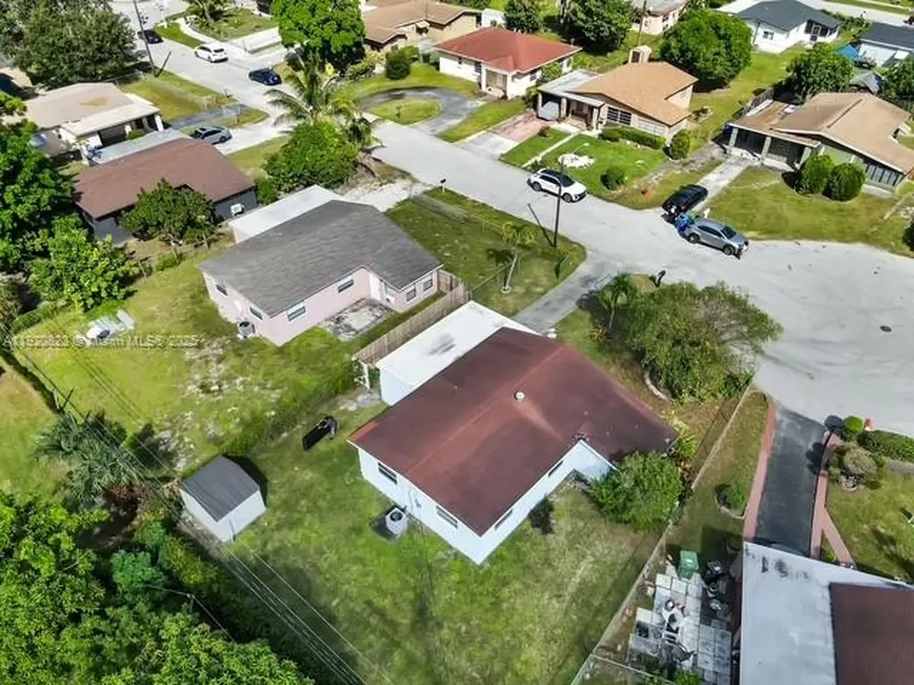 1041 NW 24th Terrace Fort Lauderdale FL 33311