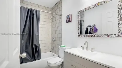 1041 NW 24th Terrace Fort Lauderdale FL 33311