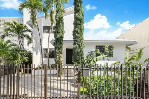 7811 Carlyle Avenue Miami Beach FL 33141