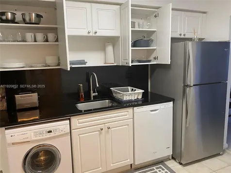 2501 S Ocean Drive Hollywood FL 33019