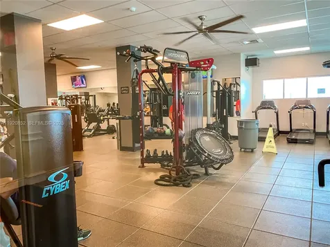 2501 S Ocean Drive Hollywood FL 33019