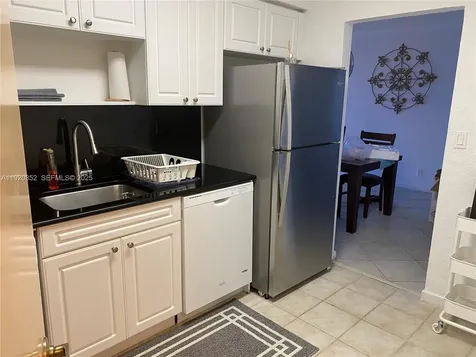 2501 S Ocean Drive Hollywood FL 33019