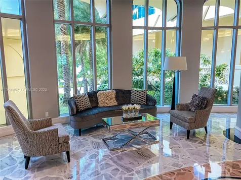 2501 S Ocean Drive Hollywood FL 33019