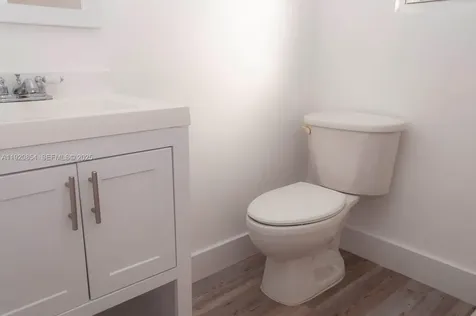 6384 SW 31st Street Miami FL 33155