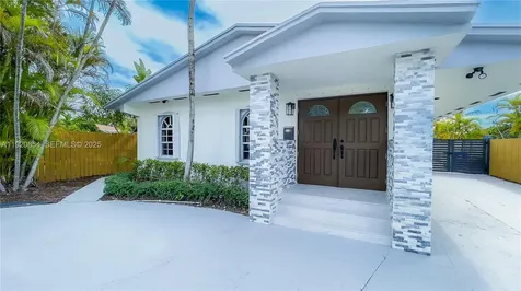 6384 SW 31st Street Miami FL 33155