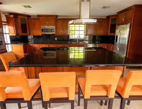 6384 SW 31st Street Miami FL 33155