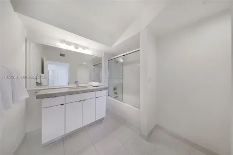 1330 West Avenue Miami Beach FL 33139