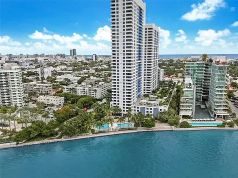 1330 West Avenue Miami Beach FL 33139