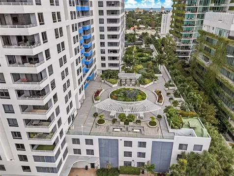 1330 West Avenue Miami Beach FL 33139