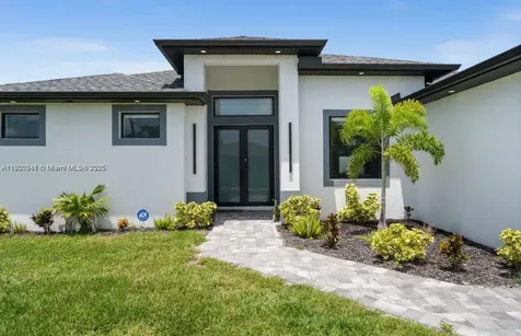 2522 NW 15th Place Cape Coral FL 33993