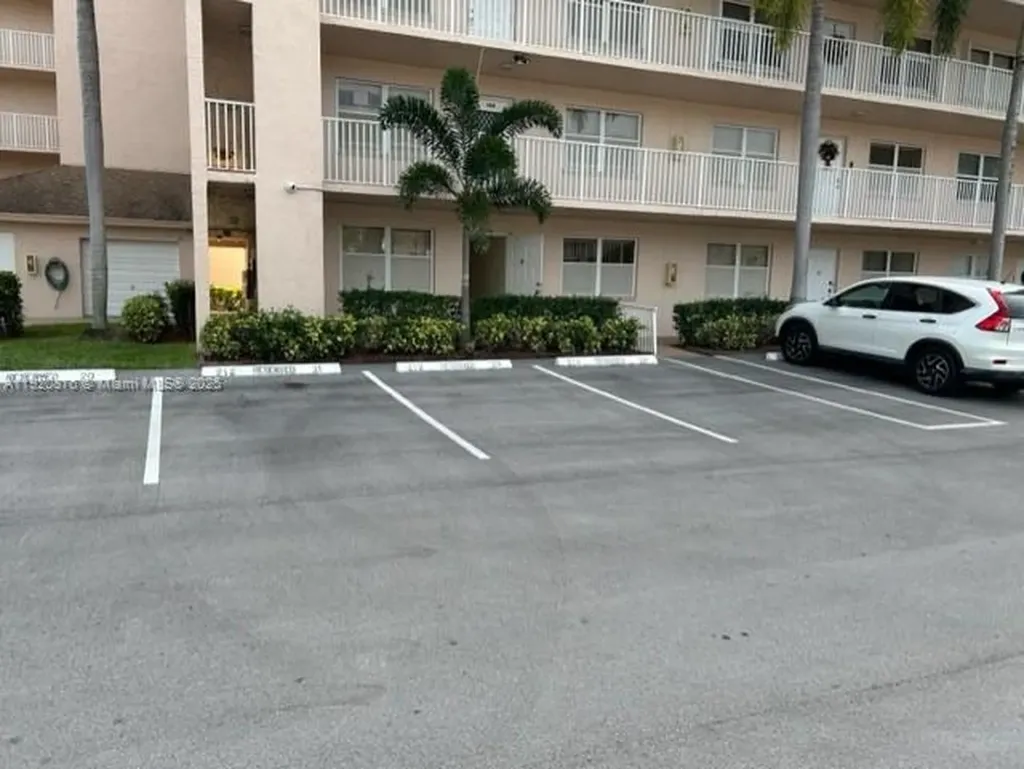 2607 NW 104th Avenue Sunrise FL 33322