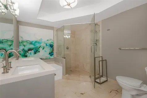 17555 E Atlantic Boulevard Sunny Isles Beach FL 33160