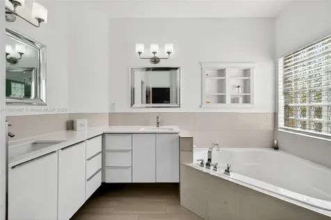 14010 SW 154th Place Miami FL 33196