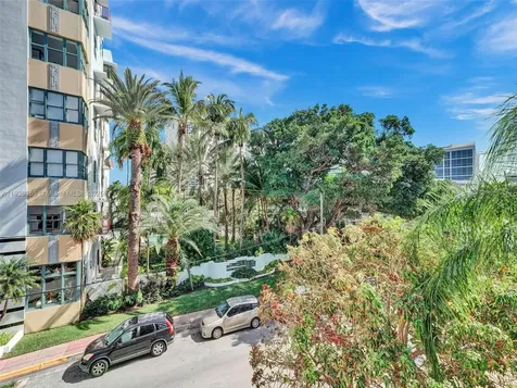 255 W 24th Street Miami Beach FL 33140