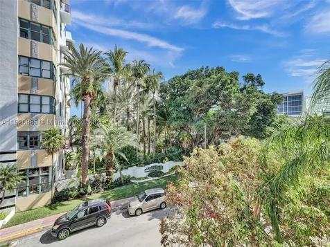 255 W 24th Street Miami Beach FL 33140