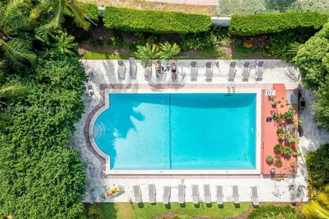 255 W 24th Street Miami Beach FL 33140