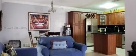 621 E 39th Street Hialeah FL 33013
